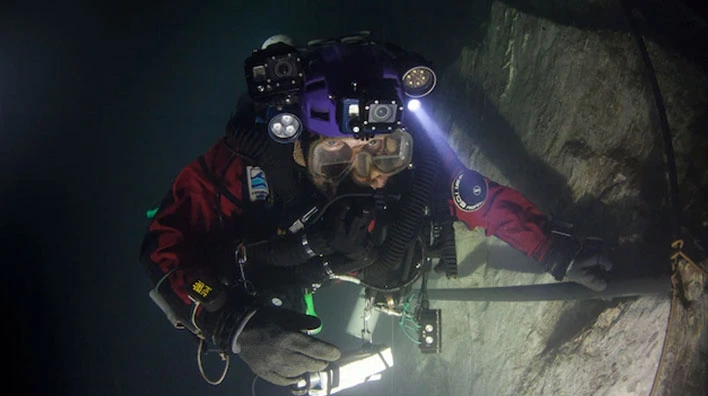 Exclusive: Deepest Underwater Cave Discovered – National Geographic